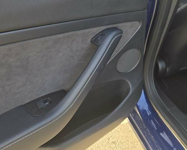 Синій Тесла Модель 3, об'ємом двигуна 0 л та пробігом 177 тис. км за 18700 $, фото 15 на Automoto.ua