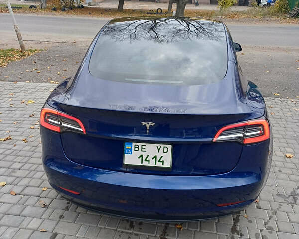 Тесла Модель 3 2022 в Первомайск на Automoto.ua Синий Тесла Модель 3, объемом двигателя 0 л и пробегом 77 тыс. км за 20400 $, фото 3 на Automoto.ua