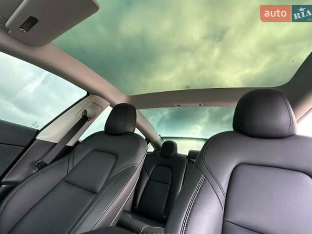 Синий Тесла Модель 3, объемом двигателя 0 л и пробегом 87 тыс. км за 19000 $, фото 6 на Automoto.ua