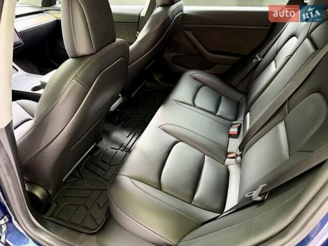 Синий Тесла Модель 3, объемом двигателя 0 л и пробегом 31 тыс. км за 23500 $, фото 17 на Automoto.ua