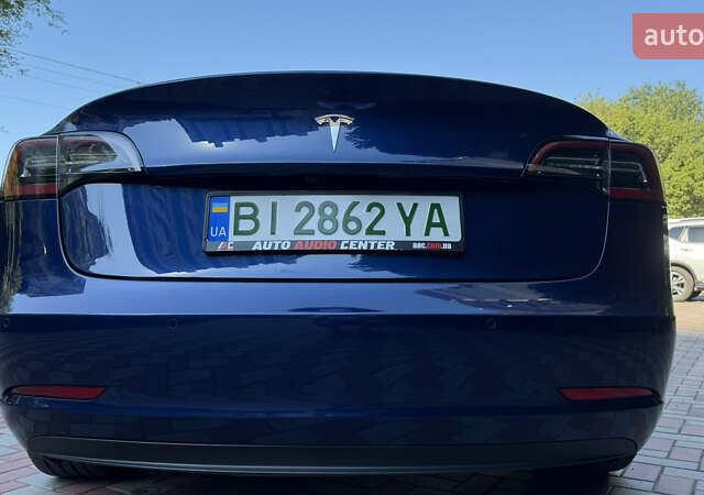 Тесла Модель 3 2022 в Днепре (Днепропетровске) на Automoto.ua Синий Тесла Модель 3, объемом двигателя 0 л и пробегом 25 тыс. км за 21200 $, фото 23 на Automoto.ua