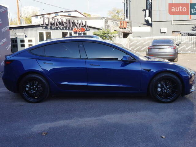 Синий Тесла Модель 3, объемом двигателя 0 л и пробегом 58 тыс. км за 22900 $, фото 4 на Automoto.ua