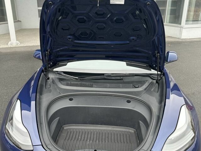 Синий Тесла Модель 3, объемом двигателя 0 л и пробегом 56 тыс. км за 22000 $, фото 10 на Automoto.ua