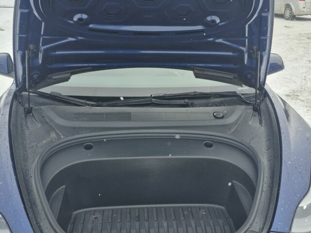 Синій Тесла Модель 3, об'ємом двигуна 0 л та пробігом 101 тис. км за 17999 $, фото 11 на Automoto.ua