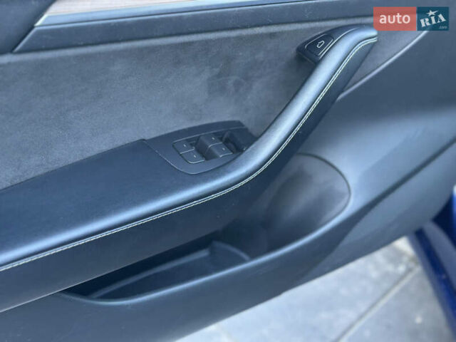 Синий Тесла Модель 3, объемом двигателя 0 л и пробегом 133 тыс. км за 14799 $, фото 7 на Automoto.ua