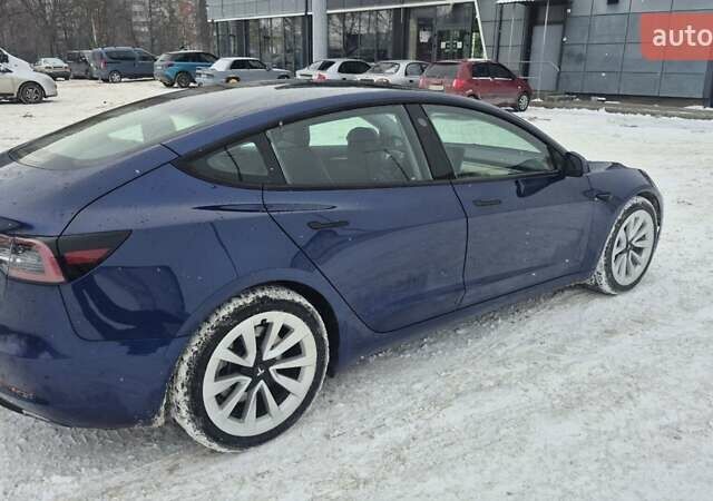 Синий Тесла Модель 3, объемом двигателя 0 л и пробегом 100 тыс. км за 18500 $, фото 4 на Automoto.ua