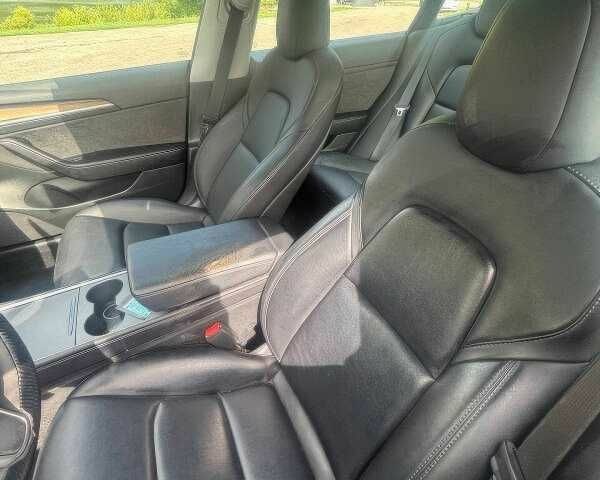 Синий Тесла Модель 3, объемом двигателя 0 л и пробегом 33 тыс. км за 9804 $, фото 8 на Automoto.ua