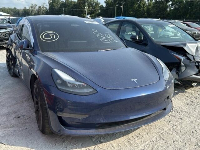 Синий Тесла Модель 3, объемом двигателя 0 л и пробегом 90 тыс. км за 18500 $, фото 7 на Automoto.ua