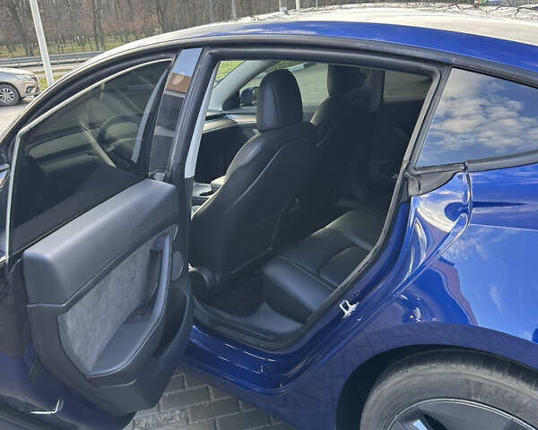 Синий Тесла Модель 3, объемом двигателя 0 л и пробегом 37 тыс. км за 21999 $, фото 12 на Automoto.ua