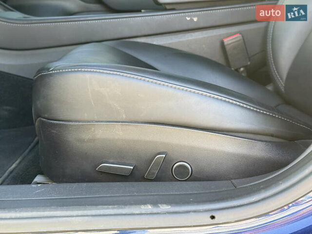 Синій Тесла Модель 3, об'ємом двигуна 0 л та пробігом 55 тис. км за 24400 $, фото 30 на Automoto.ua