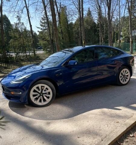 Синий Тесла Модель 3, объемом двигателя 0 л и пробегом 32 тыс. км за 23900 $, фото 5 на Automoto.ua