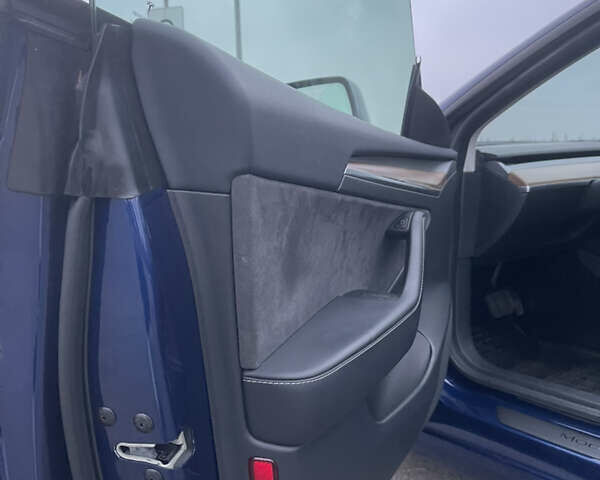 Синий Тесла Модель 3, объемом двигателя 0 л и пробегом 35 тыс. км за 22000 $, фото 41 на Automoto.ua