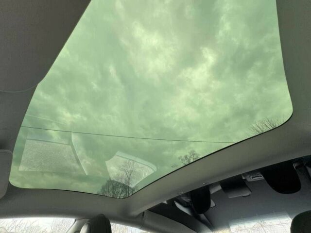 Синій Тесла Модель 3, об'ємом двигуна 0 л та пробігом 24 тис. км за 10500 $, фото 11 на Automoto.ua