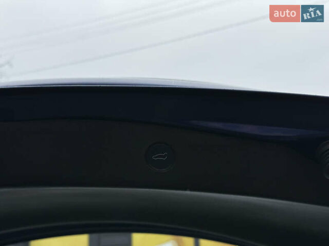 Синий Тесла Модель 3, объемом двигателя 0 л и пробегом 272 тыс. км за 16800 $, фото 39 на Automoto.ua