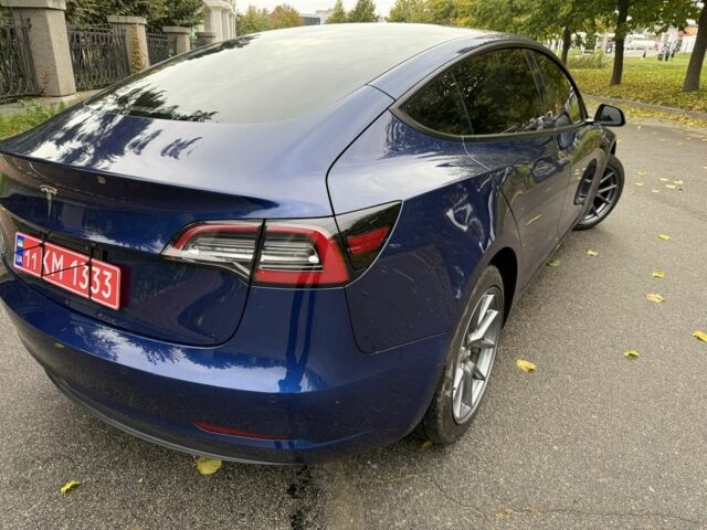 Тесла Модель 3 2022 у Умани на Automoto.ua Синій Тесла Модель 3, об'ємом двигуна 0 л та пробігом 53 тис. км за 19700 $, фото 3 на Automoto.ua