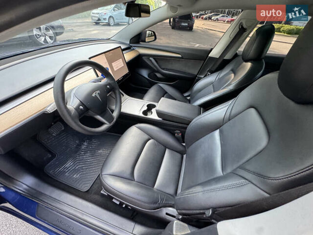 Синий Тесла Модель 3, объемом двигателя 0 л и пробегом 96 тыс. км за 19999 $, фото 31 на Automoto.ua