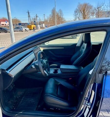 Синій Тесла Модель 3, об'ємом двигуна 0 л та пробігом 71 тис. км за 18500 $, фото 5 на Automoto.ua