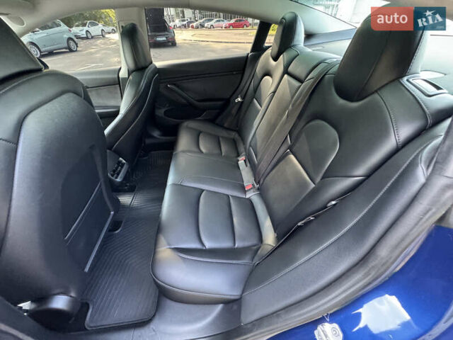 Синий Тесла Модель 3, объемом двигателя 0 л и пробегом 96 тыс. км за 19999 $, фото 35 на Automoto.ua