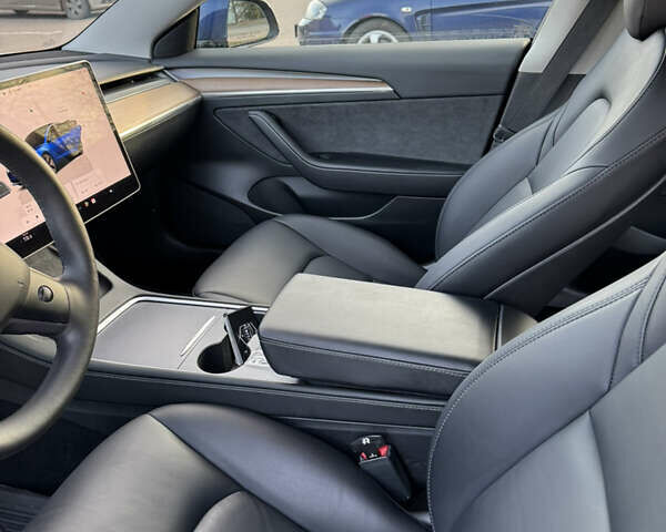 Синій Тесла Модель 3, об'ємом двигуна 0 л та пробігом 40 тис. км за 25000 $, фото 12 на Automoto.ua