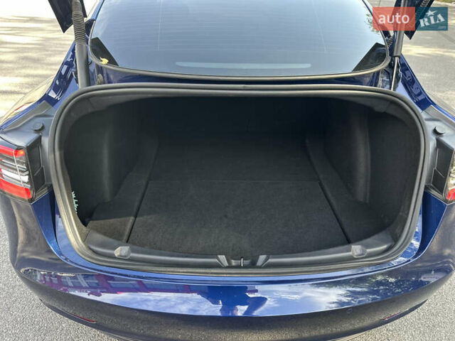 Синій Тесла Модель 3, об'ємом двигуна 0 л та пробігом 26 тис. км за 20222 $, фото 8 на Automoto.ua