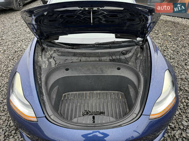 Синий Тесла Модель 3, объемом двигателя 0 л и пробегом 272 тыс. км за 16800 $, фото 16 на Automoto.ua