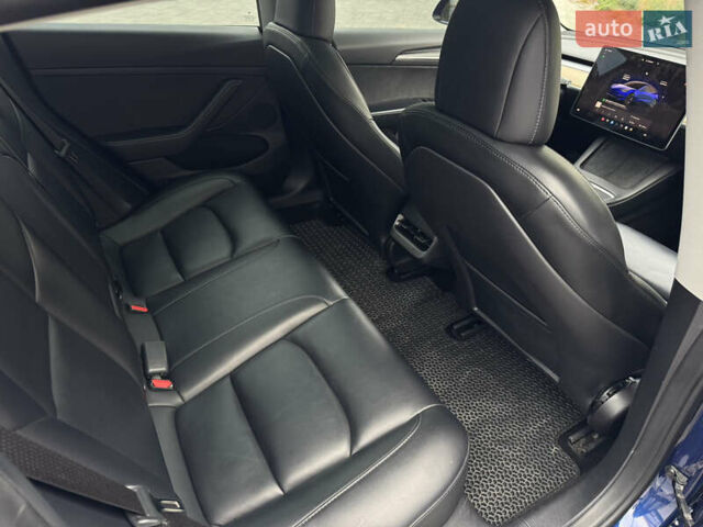 Синій Тесла Модель 3, об'ємом двигуна 0 л та пробігом 97 тис. км за 18700 $, фото 19 на Automoto.ua