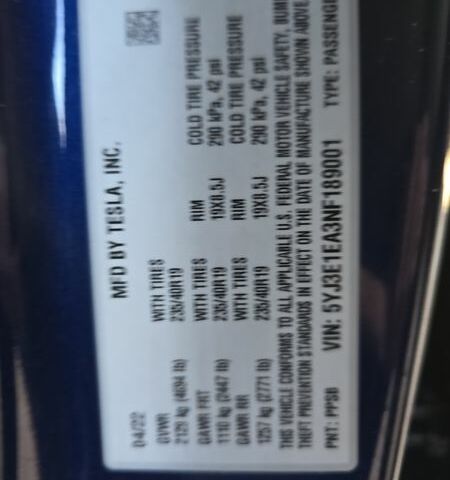 Синій Тесла Модель 3, об'ємом двигуна 0 л та пробігом 125 тис. км за 18000 $, фото 17 на Automoto.ua