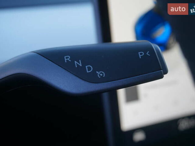 Синий Тесла Модель 3, объемом двигателя 0 л и пробегом 58 тыс. км за 22900 $, фото 41 на Automoto.ua