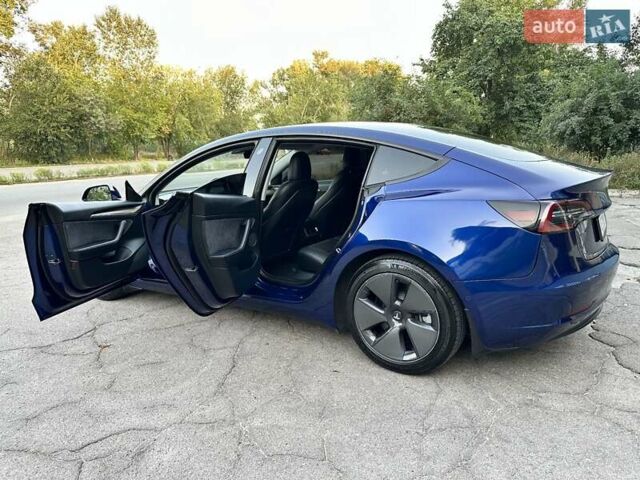 Тесла Модель 3 2022 в Днепре (Днепропетровске) на Automoto.ua Синий Тесла Модель 3, объемом двигателя 0 л и пробегом 28 тыс. км за 23500 $, фото 44 на Automoto.ua