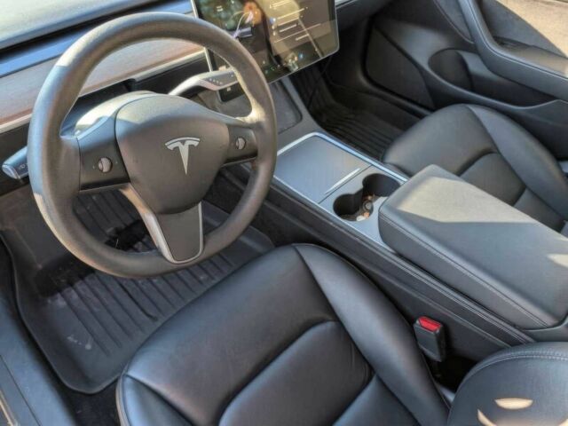 Синий Тесла Модель 3, объемом двигателя 0 л и пробегом 28 тыс. км за 9200 $, фото 10 на Automoto.ua