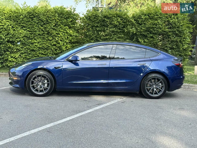 Синий Тесла Модель 3, объемом двигателя 0 л и пробегом 96 тыс. км за 19999 $, фото 10 на Automoto.ua