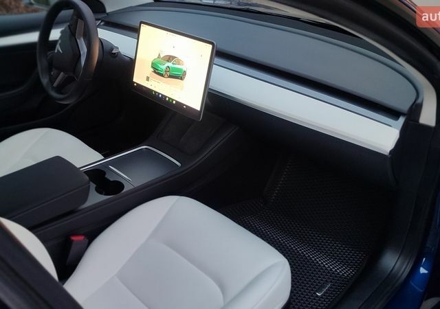 Синий Тесла Модель 3, объемом двигателя 0 л и пробегом 60 тыс. км за 19999 $, фото 20 на Automoto.ua