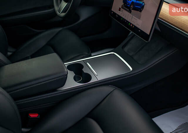 Синій Тесла Модель 3, об'ємом двигуна 0 л та пробігом 27 тис. км за 34999 $, фото 41 на Automoto.ua