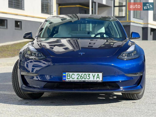 Синий Тесла Модель 3, объемом двигателя 0 л и пробегом 19 тыс. км за 31000 $, фото 2 на Automoto.ua