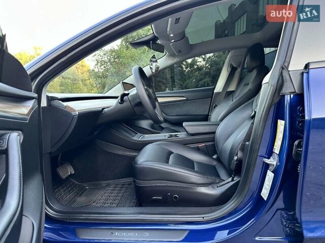 Тесла Модель 3 2022 в Днепре (Днепропетровске) на Automoto.ua Синий Тесла Модель 3, объемом двигателя 0 л и пробегом 28 тыс. км за 23500 $, фото 20 на Automoto.ua