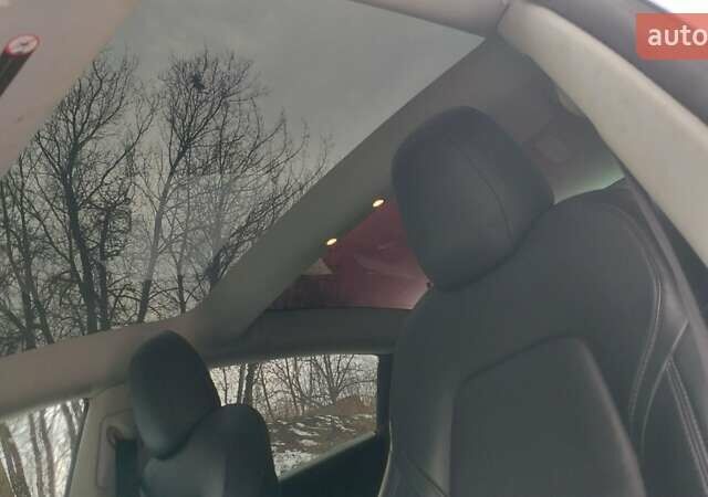 Синій Тесла Модель 3, об'ємом двигуна 0 л та пробігом 108 тис. км за 19700 $, фото 10 на Automoto.ua