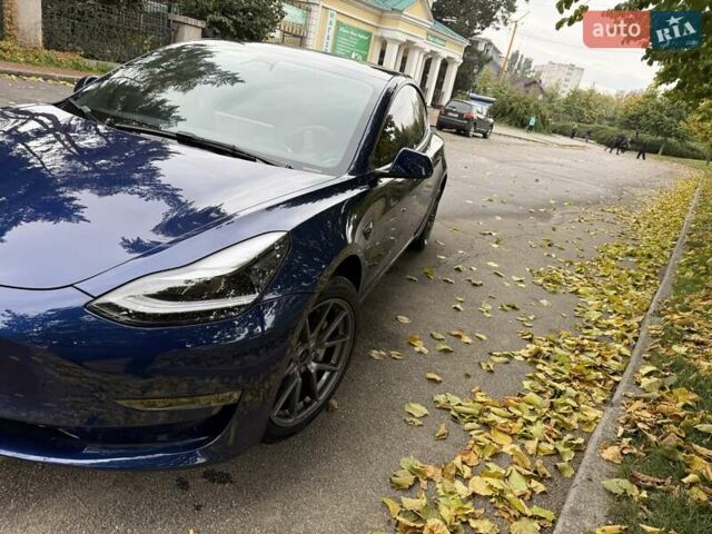 Тесла Модель 3 2022 у Умани на Automoto.ua Синій Тесла Модель 3, об'ємом двигуна 0 л та пробігом 53 тис. км за 19700 $, фото 13 на Automoto.ua