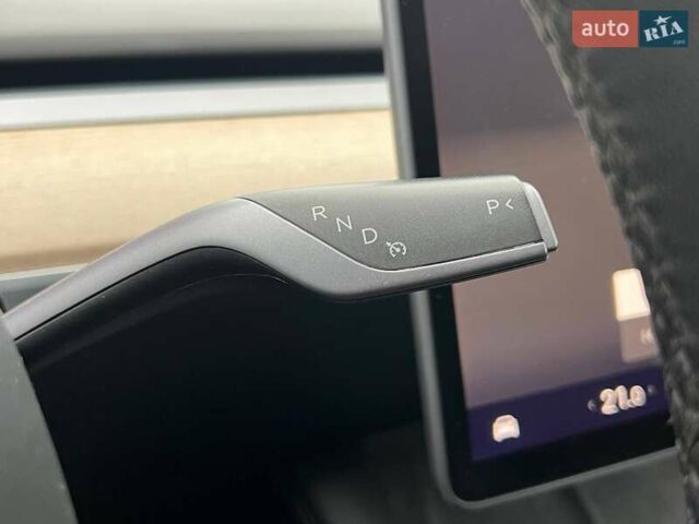 Синий Тесла Модель 3, объемом двигателя 0 л и пробегом 177 тыс. км за 18990 $, фото 22 на Automoto.ua