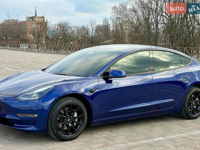 Синий Тесла Модель 3, объемом двигателя 0 л и пробегом 87 тыс. км за 19000 $, фото 2 на Automoto.ua