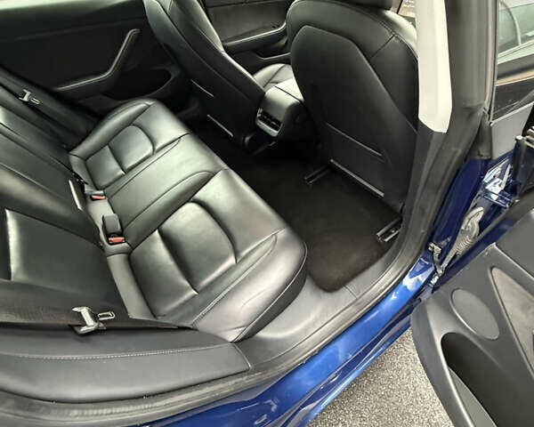 Синий Тесла Модель 3, объемом двигателя 0 л и пробегом 70 тыс. км за 19700 $, фото 12 на Automoto.ua