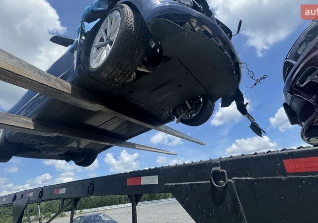 Синий Тесла Модель 3, объемом двигателя 0 л и пробегом 38 тыс. км за 21300 $, фото 21 на Automoto.ua