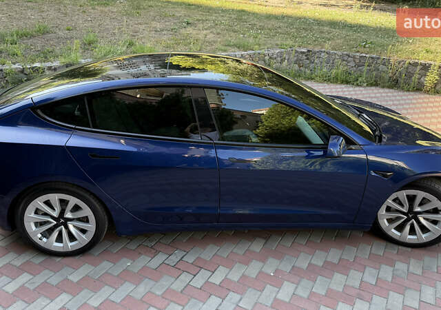 Тесла Модель 3 2022 в Днепре (Днепропетровске) на Automoto.ua Синий Тесла Модель 3, объемом двигателя 0 л и пробегом 25 тыс. км за 21200 $, фото 15 на Automoto.ua