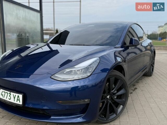 Синий Тесла Модель 3, объемом двигателя 0 л и пробегом 47 тыс. км за 22900 $, фото 2 на Automoto.ua