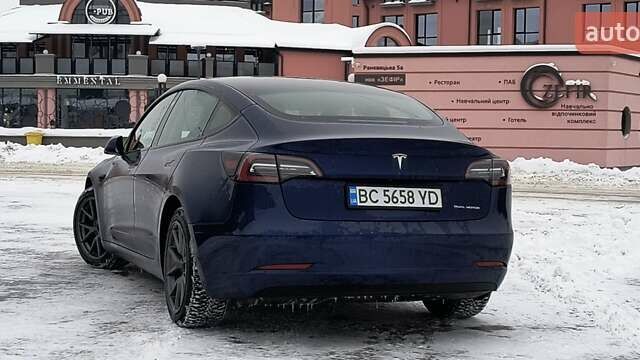 Синий Тесла Модель 3, объемом двигателя 0 л и пробегом 273 тыс. км за 16200 $, фото 2 на Automoto.ua