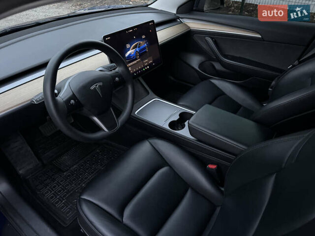 Синий Тесла Модель 3, объемом двигателя 0 л и пробегом 53 тыс. км за 19500 $, фото 8 на Automoto.ua