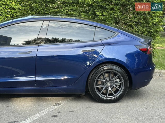 Синий Тесла Модель 3, объемом двигателя 0 л и пробегом 96 тыс. км за 19999 $, фото 11 на Automoto.ua