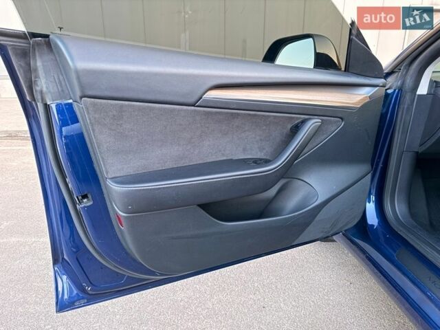 Синий Тесла Модель 3, объемом двигателя 0 л и пробегом 73 тыс. км за 18999 $, фото 16 на Automoto.ua