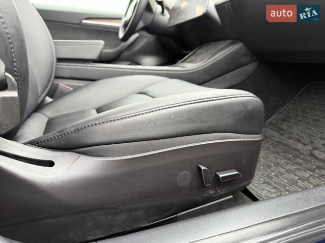 Синий Тесла Модель 3, объемом двигателя 0 л и пробегом 272 тыс. км за 16800 $, фото 33 на Automoto.ua