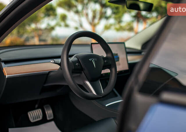 Синій Тесла Модель 3, об'ємом двигуна 0 л та пробігом 27 тис. км за 34999 $, фото 53 на Automoto.ua