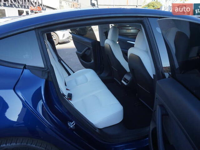 Синий Тесла Модель 3, объемом двигателя 0 л и пробегом 58 тыс. км за 22900 $, фото 27 на Automoto.ua
